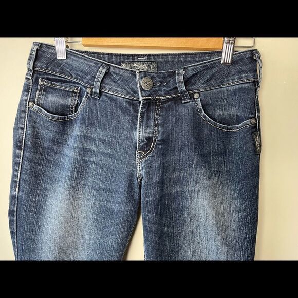 SILVER jeans dark Wash mid rise boot cut jeans - Picture 3 of 10